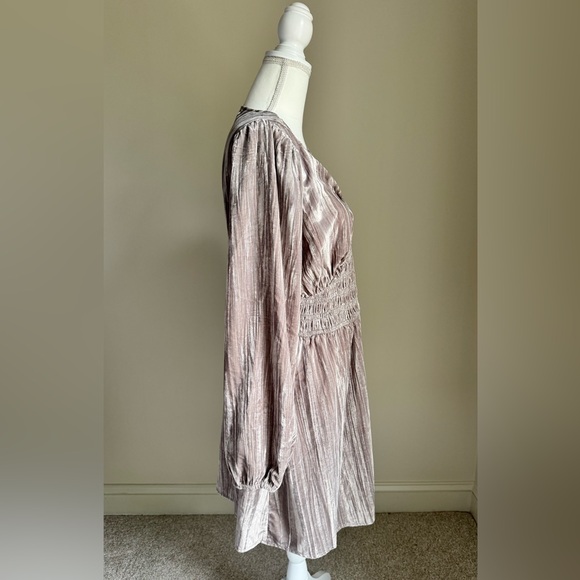 NWT GAP Taupe Beige Velvet Smocked Mini Cocktail Party Dress Sz L - Picture 5 of 11